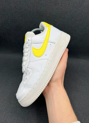 Nike Air Force 1 Low cuir blanc jaune 37.5 (is1712), brand: Nike, condition: Very good, size: 37.5, €49.00, €52.15 includes Buyer Protection Pro