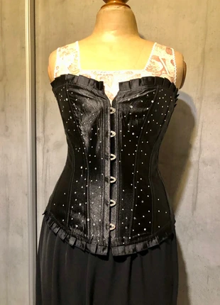 Corset bustier serre-taille guêpière satin noir à strass fêtes sexy alternative M 38, estado: Muito bom, tamanho: M / 38 / 10, €18.00, €19.60 inclui Proteção do Comprador