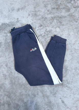pantalon de survêtement fila vintage bleu marine logo brodé s oversize léger défaut old school, marca: FILA, estado: Bueno, tamaño: S, 10,20 €, 11,41 € Protección al comprador Pro incluida