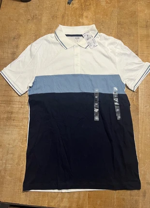 Polo Kiabi Taille M, marque: Kiabi, état: Neuf avec étiquette, taille: M, 4,00 €, 4,90 € Protection acheteurs incluse