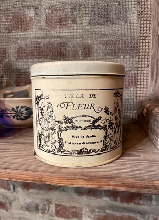 Boîte à talc en métal style vintage, marque: Vintage Boutique, état: Très bon état, 8,00 €, 9,10 € Protection acheteurs incluse