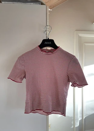 Striped red & white t-shirt Zara, marque: Zara, état: Bon état, taille: S / 36 / 8, 3,00 €, 3,85 € Protection acheteurs incluse