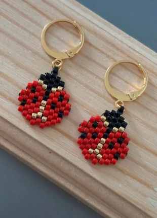 Boucles d'oreilles tissées en perles, marque: Crystalia Perles, état: Neuf sans étiquette, 12,00 €, 13,30 € Protection acheteurs incluse