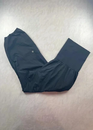 Legging en Matière Kway Lululemon 21", Noir, Taille 12, marque: Lululemon, état: Très bon état, taille: L / 40 / 12, 21,90 €, 23,70 € Protection acheteurs (Pro) incluse