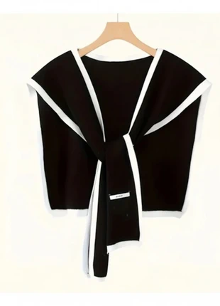 Écharpe scarf bufanda 🧣 noire bordure blanche stylé tendance, zustand: Neu, 29,00 €, 31,15 € inklusive Vinted-Käuferschutz