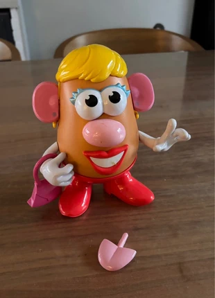 Madame Patate jeu enfant, brand: Hasbro, condizioni: Buone, taglia: 24-36 mesi / 92 cm, €5.00, €5.95 include la Protezione acquisti