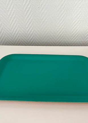 Petit plateau rectangulaire bois peint en vert, état: Très bon état, 7,00 €, 8,05 € Protection acheteurs incluse