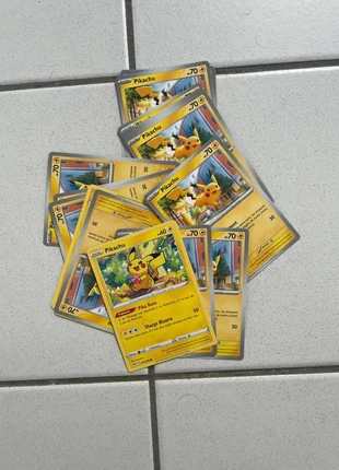 Pokémon - Lot de 20 cartes Pokémon Pikachu - Françaises et officielles, brand: Pokémon, condition: New without tags, €6.50, €7.53 includes Buyer Protection