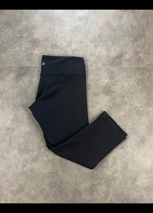 Legging Lululemon noir 3/4 – Taille 8 (équivaut à 40 EU), marque: Lululemon, état: Très bon état, taille: L / 40 / 12, 13,00 €, 14,35 € Protection acheteurs (Pro) incluse