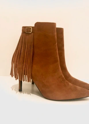Bottines à talons en daim camel à franges Charles & Keith – taille 37, marca: Charles & Keith, estado: Muy bueno, tamaño: 37, 30,00 €, 32,20 € Protección al comprador incluida