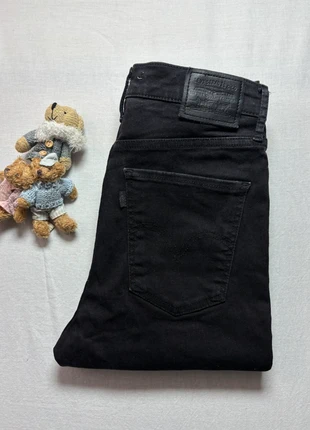 Jean Levis Skinny Taille haute 🇺🇸, marque: Levi's, état: Très bon état, taille: M / 38 / 10, 40,00 €, 42,70 € Protection acheteurs (Pro) incluse