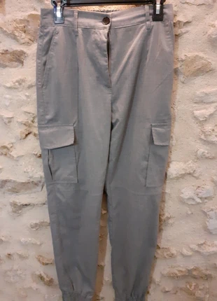 Berska pantalon style cargo droit gris taille 40, marca: Bershka, estado: Muito bom, tamanho: L / 40 / 12, €5.00, €5.95 inclui Proteção do Comprador