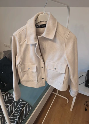 Jacke, marke: Zara, zustand: Sehr gut, größe: S / 36 / 8, 12,00 €, 13,30 € inklusive Vinted-Käuferschutz