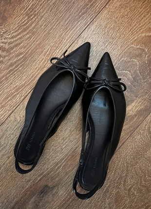 Leren slingbacks H&M zwart lak - 36, brand: H&M, condizioni: Ottime, taglia: 36, €20.00, €21.70 include la Protezione acquisti