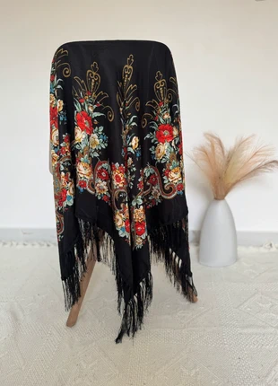 Châle , Foulard ,écharpe, zustand: Neu, 12,00 €, 13,30 € beinhaltet Vinted-Käuferschutz Pro