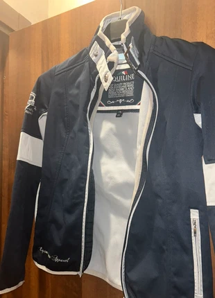 Giacca Equiline, brand: EQUILINE, condizioni: Ottime, taglia: XS / IT 38 / EU 34, €10.00, €11.20 include la Protezione acquisti