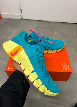 Nike free metcon 5, marque: Nike, état: Neuf sans étiquette, taille: 49, 55,00 €, 58,45 € Protection acheteurs incluse