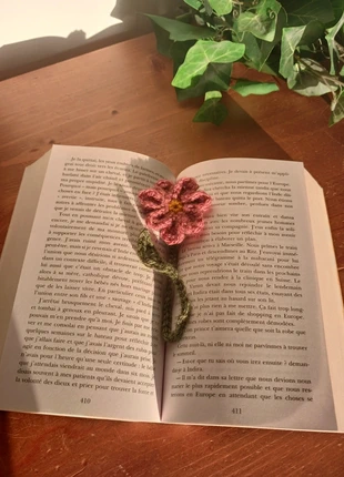 Marque page en crochet, marque: Fait Main, état: Neuf sans étiquette, 2,00 €, 2,80 € Protection acheteurs incluse