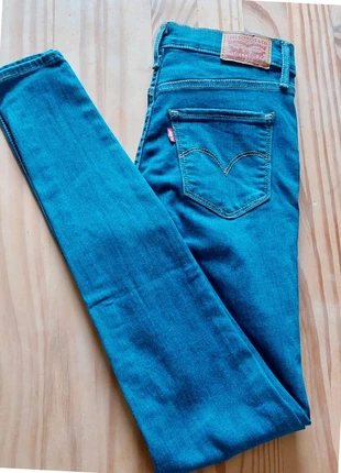 Jean Levi's 720 High Rise Super Skinny W25 L32, marca: Levi's, estado: Muito bom, tamanho: XS / 34 / 6, €13.00, €14.35 inclui Proteção do Comprador