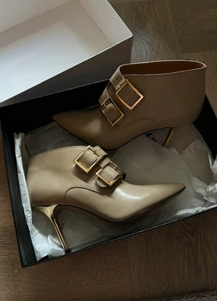 Pollini hakken abrasivato beige 36, merk: Pollini, staat: Nieuw met prijskaartje, maat: 36, € 350,00, € 368,20 inclusief Kopersbescherming