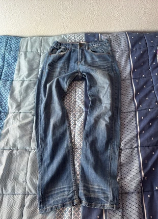 Levi’s pants, size 12,Pantalones Levi’s, talla 12, marque: Levi's, état: Très bon état, taille: 12 ans / 152 cm, 15,00 €, 16,45 € Protection acheteurs incluse