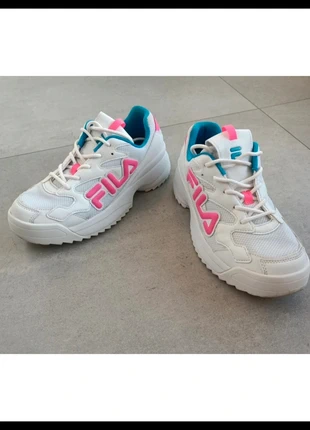 FILA sportschoenen wit roze blauw - Dames sneakers - FILA Chaussures - Baskets - Schoenmaat 40, merk: FILA, staat: Heel goed, maat: 40, € 37,50, € 40,08 inclusief Kopersbescherming