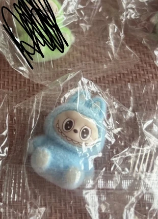 Personnage labubu bleu figurine 4 cm, marca: labubu, estado: Novo com etiquetas, tamanho: Tamanho único, €3.50, €4.38 inclui Proteção do Comprador