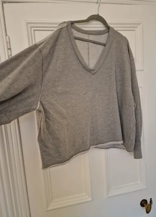 Free People V Neck Sweatshirt, brand: Free People, condition: Very good, size: XL / UK 20-22, £25.00, £26.95 includes Buyer Protection