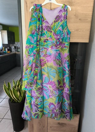 Robe voile avec écharpe, marque: Sergio di Fiori, état: Bon état, taille: XXXL / 46 / 18, 8,00 €, 9,10 € Protection acheteurs incluse