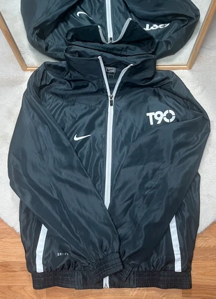 Veste Nike vintage, brand: Nike, condition: Very good, size: L / 40 / 12, €20.00, €21.70 includes Buyer Protection