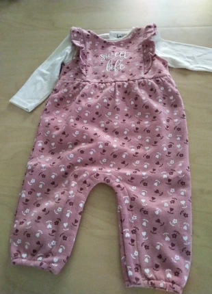 Ensemble fille 9 mois hiver, état: Très bon état, taille: 9-12 mois / 74 cm, 2,50 €, 3,33 € Protection acheteurs incluse