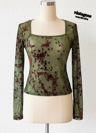 Haut en maille transparente avec imprimé floral, brand: Retrosia, condition: Very good, size: M / 38 / 10, €25.90, €27.90 includes Buyer Protection