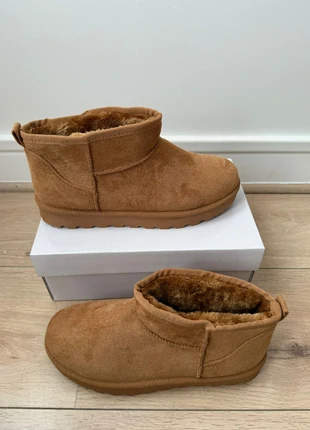 Bottines fourrées camel tendance, 37, jamais portées, brand: Boutique Parisienne, condizioni: Ottime, taglia: 37, €20.00, €21.70 include la Protezione acquisti Pro