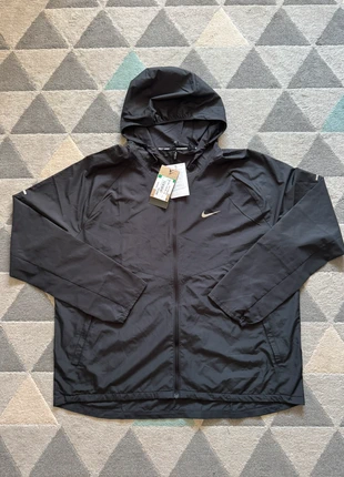 Vest de running nike noire, brand: Nike, condition: New with tags, size: XL, €42.00, €44.80 includes Buyer Protection