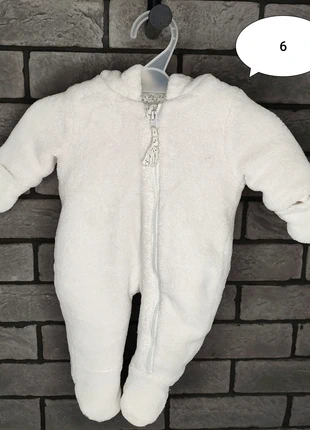 1 mois - combinaison chaude blanche, merk: l'enfant do, staat: Heel goed, maat: Tot 1 maand / 50 cm, € 6,00, € 7,00 inclusief Kopersbescherming