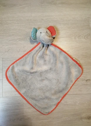 Doudou éléphant gris rouge orange plat Action Jurong Kangning excellent état, marque: Jurong Kangning Plush, état: Très bon état, taille: Naissance / 44 cm, 6,00 €, 7,00 € Protection acheteurs incluse