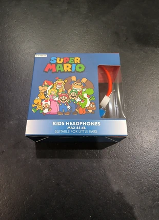 Casque audio Nintendo Super Mario dans sa boîte neuf, marque: Super Mario, état: Neuf sans étiquette, 10,00 €, 11,20 € Protection acheteurs incluse