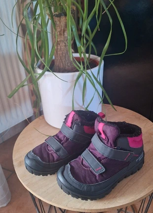 Bottes de neige / randonnée fille taille 29, marca: Quechua, estado: Muito bom, tamanho: 29, €9.00, €10.15 inclui Proteção do Comprador