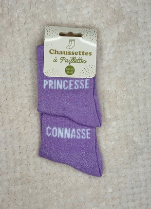 Chaussettes a paillettes princesse connasse violet taille 36-42 femme humour, marke: chaussettes à paillettes, zustand: Sehr gut, größe: Einheitsgröße, 5,00 €, 5,95 € beinhaltet Vinted-Käuferschutz Pro