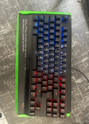 Clavier Razer blackwidow v3 tenkeyless, marke: RAZER, zustand: Sehr gut, 50,00 €, 53,20 € inklusive Vinted-Käuferschutz