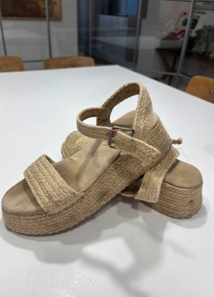 Sandalias esparto, marca: Alta Moda, estado: Bueno, tamaño: 38, 4,00 €, 4,90 € Protección al comprador incluida