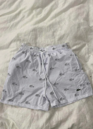 Short de bain Lacoste, marque: Lacoste, état: Très bon état, taille: M, 20,00 €, 21,70 € Protection acheteurs incluse