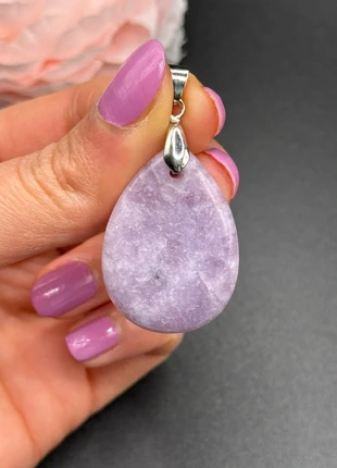 Pendentif en lépidolite, marque: Pierre, état: Très bon état, 15,00 €, 16,45 € Protection acheteurs incluse