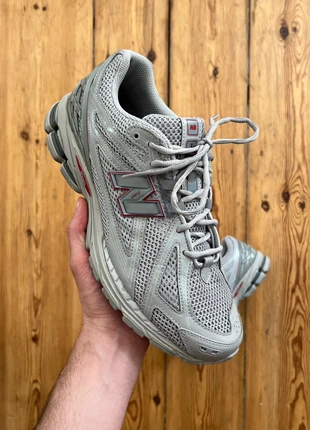 New Balance 1906 R Schuhe Sneakers grau Rot 44.5 Sportschuhe Turnschuhe Herren, brand: New Balance, condizioni: Ottime, taglia: 44,5, €115.00, €121.45 include la Protezione acquisti