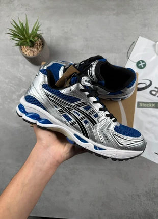 Asics Gel Kayano 14 Bleu Gris / Taille 44, marca: Asics, estado: Muito bom, tamanho: 44, €70.00, €74.20 inclui Proteção do Comprador