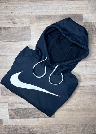 Pull Nike noir dri-fit pour le sport taille M logo imprimé, brand: Nike, condition: Very good, size: M / 38 / 10, €13.00, €14.35 includes Buyer Protection