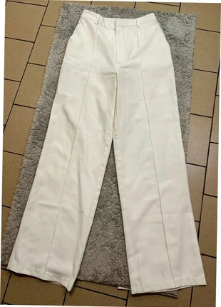Pantalon blanc femme Kiabi taille 34 coupe large élégante chic, brand: Kiabi, condition: New without tags, size: XS / 34 / 6, €12.99, €14.34 includes Buyer Protection