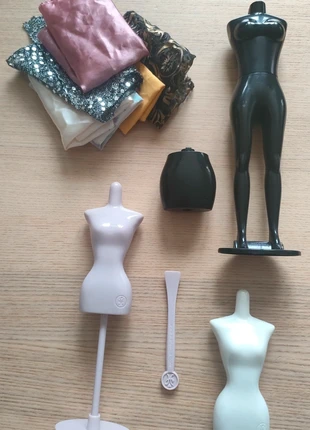 Petits mannequins de mode styliste et accessoires, état: Très bon état, taille: Taille unique, 2,00 €, 2,80 € Protection acheteurs incluse