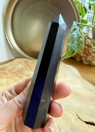 Zwarte toermalijn obelisk, merk: Earth, staat: Nieuw zonder prijskaartje, € 13,50, € 14,88 inclusief Kopersbescherming Pro