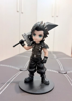 Zack Fair Final Fantasy 7 figure, marque: Final Fantasy, état: Neuf sans étiquette, 12,00 €, 13,30 € Protection acheteurs incluse